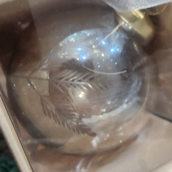 🆕️ Tidings & Joy Cut Glass Ornaments - Picture 10 of 10